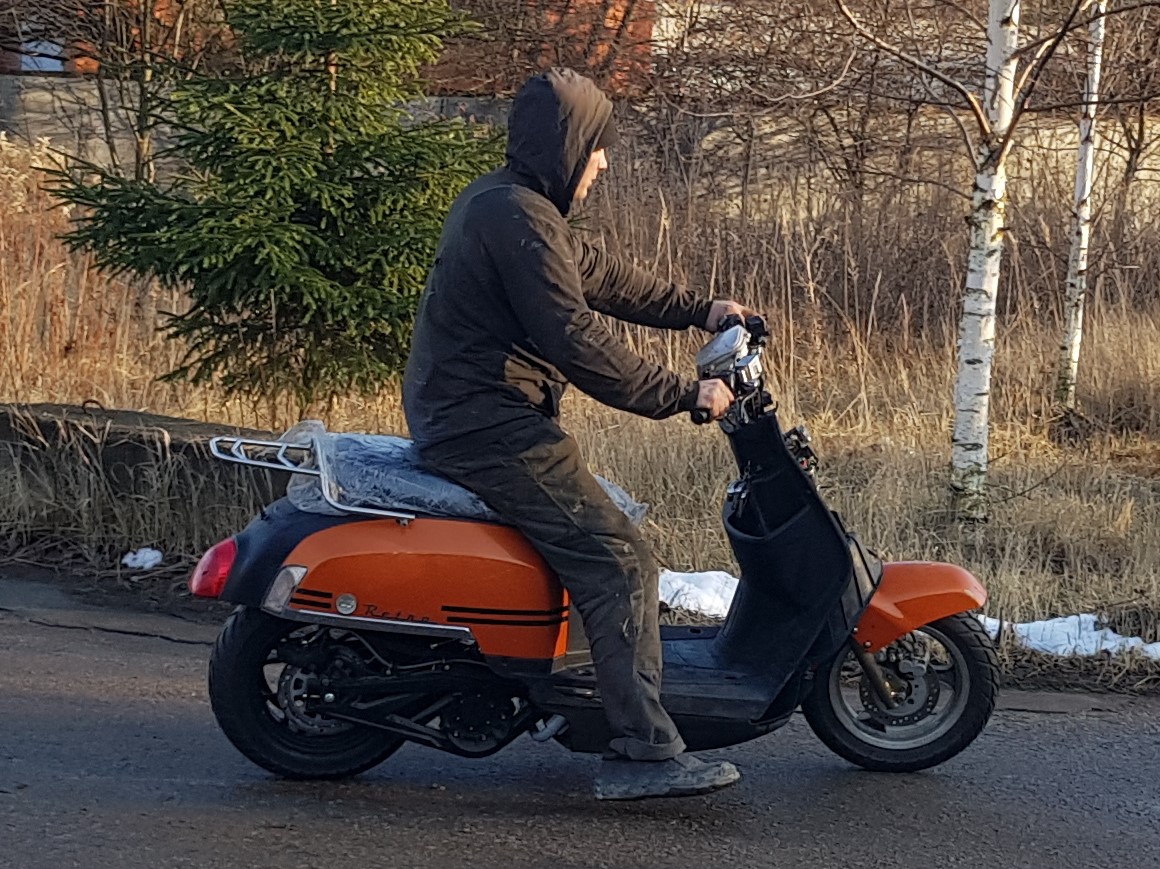 Custom Retro скутера на Электротягу 1500W на ременной передаче